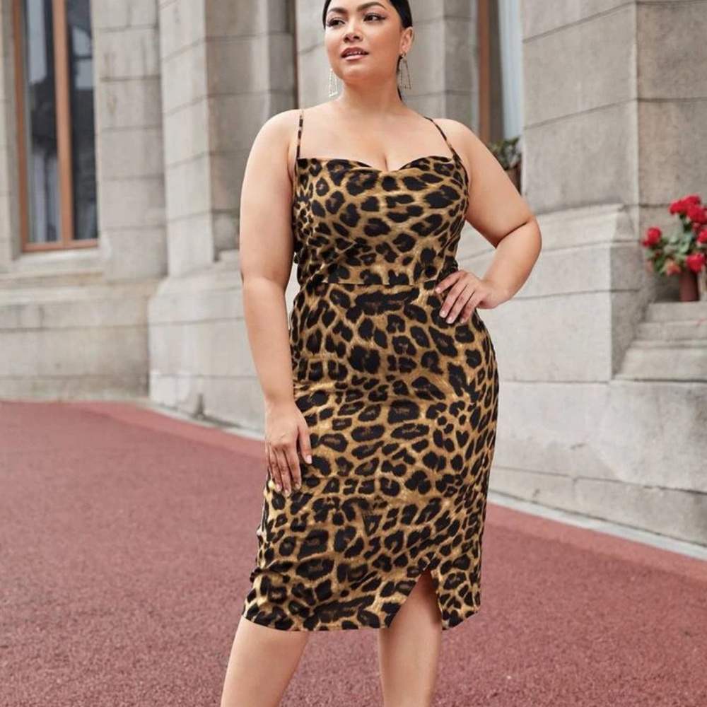 Crisscross Backless Split Side Leopard Dress